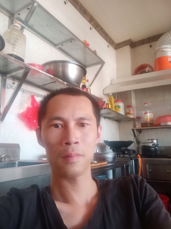 生活还在继续的第一张照片--贵港残疾人相亲网
